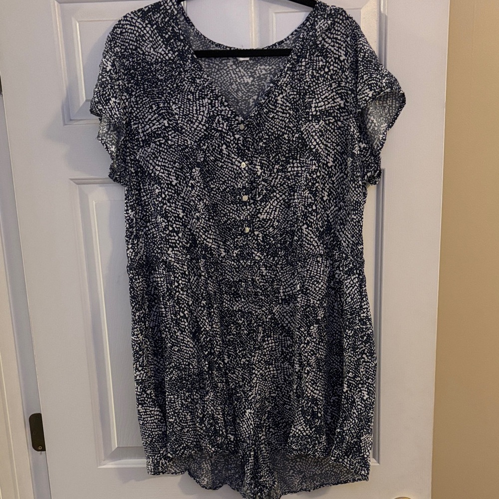 GAP Navy and White Printed Short Jumpsuit Romper